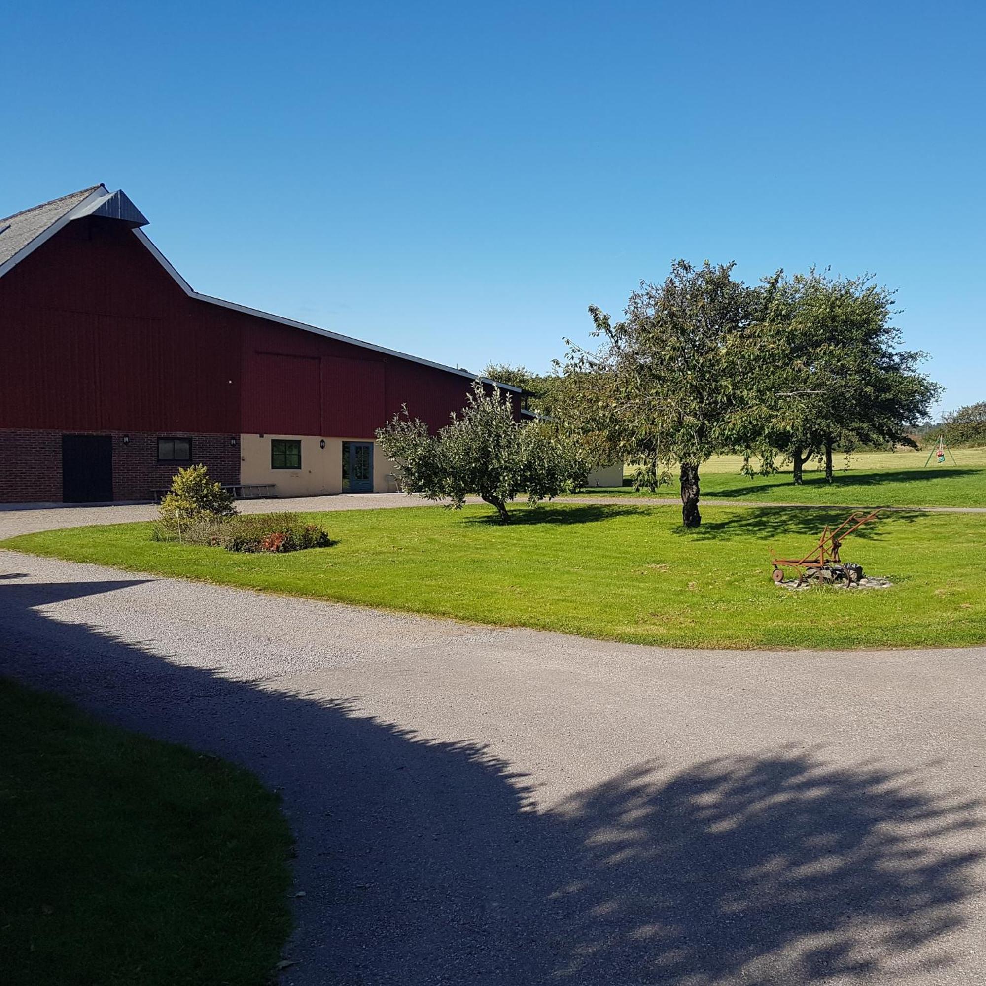 Ekhems Gard Aparthotel Förslöv Buitenkant foto